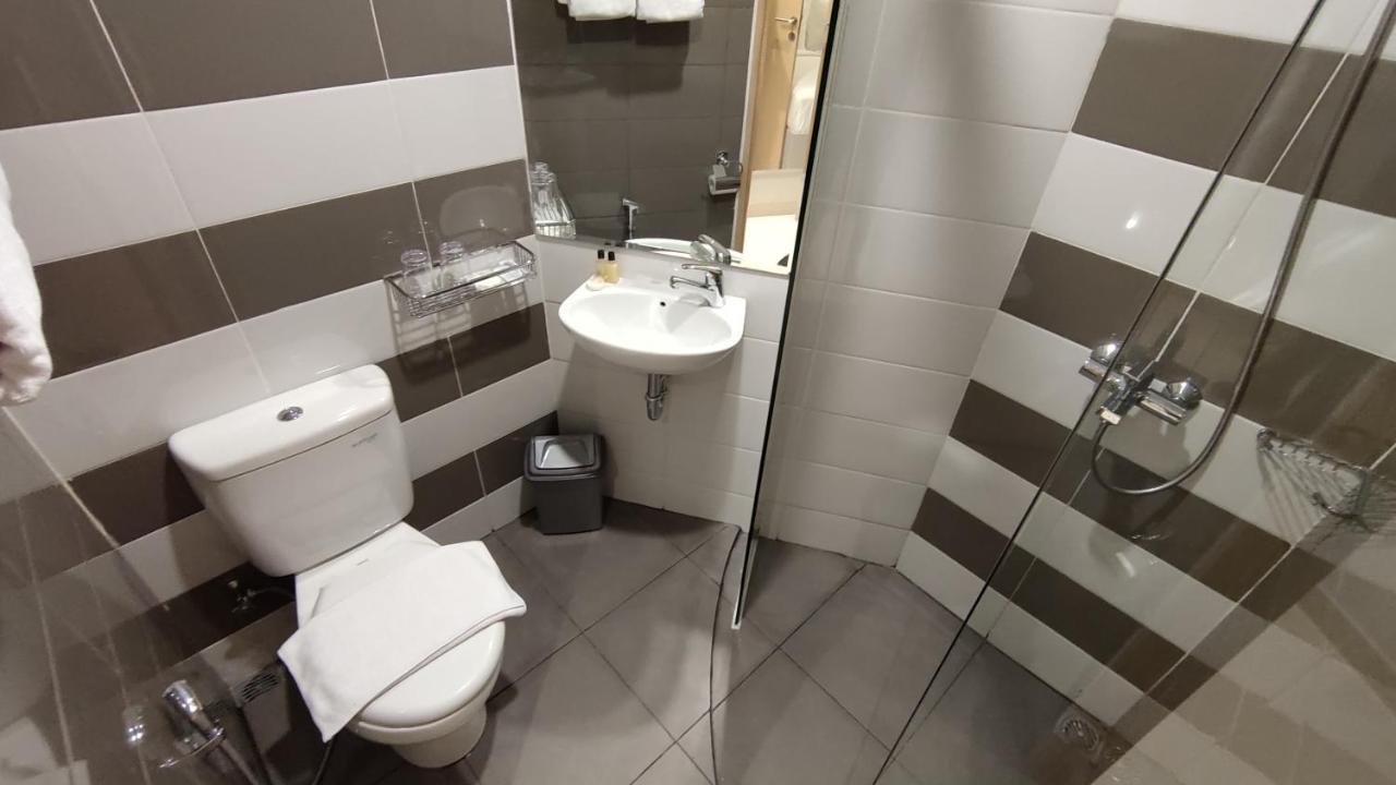 Agogo Downtown Hotel 3*